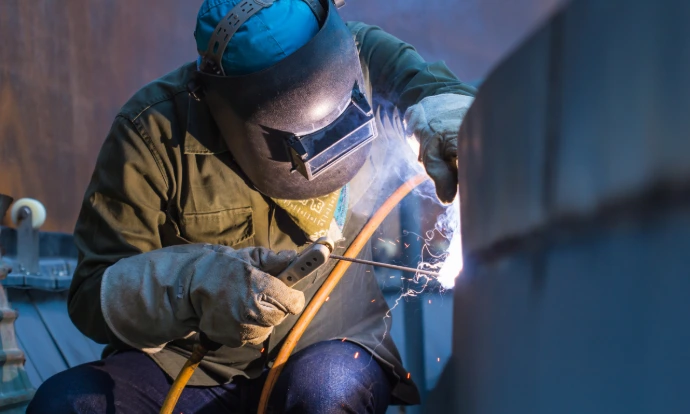 mantenimiento de tanques industriales con soldadura especializada
